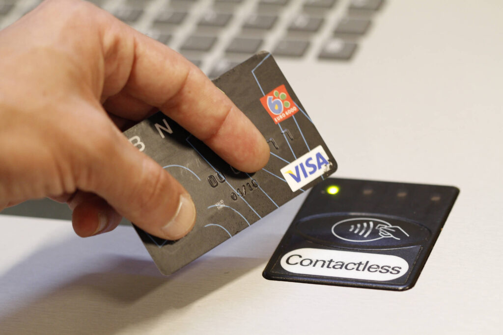 Benefits of Contactless Payments for Marijuana Businesses